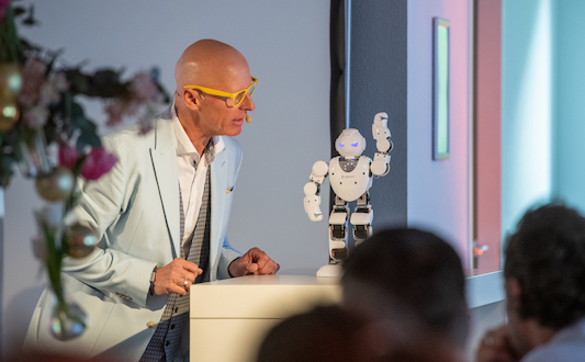 keynote-Speaker-künstliche-intelligenz-inovation-Ki-robotik